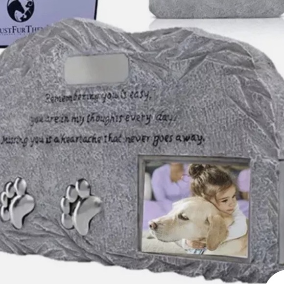 Just Fur Them Pet Urn with Photo - Pet Memorial Gifts I Dog Urn | Cat Urn - Picture 10 of 13